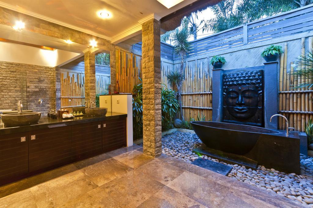 Villa Mahkota Seminyak  Room photo